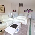 Elviria Playa 아파트 마르베야